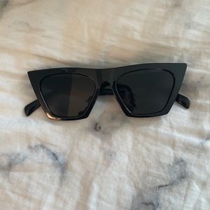 black cat eye glasses (hailey bieber glasses)